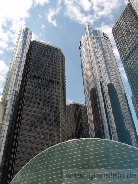skyscraper in detroit.jpg